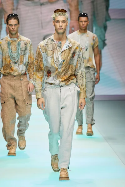 Look 47